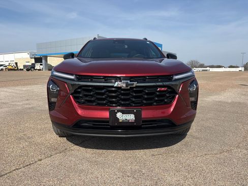 Certified 2024 Chevrolet Trax RS w/ Sunroof Package image 9