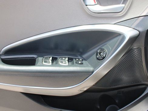 Used 2017 Hyundai Santa Fe Sport FWD image 25