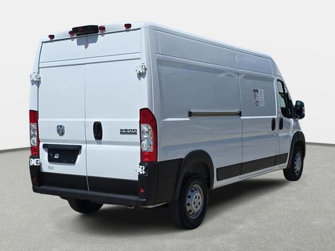 Used 2023 RAM ProMaster 2500 FWD image 5