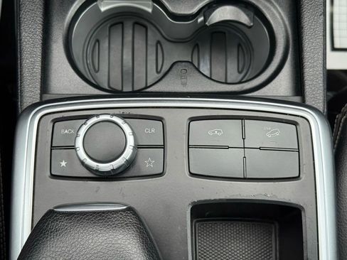 Used 2014 Mercedes-Benz GL 450 4MATIC image 39