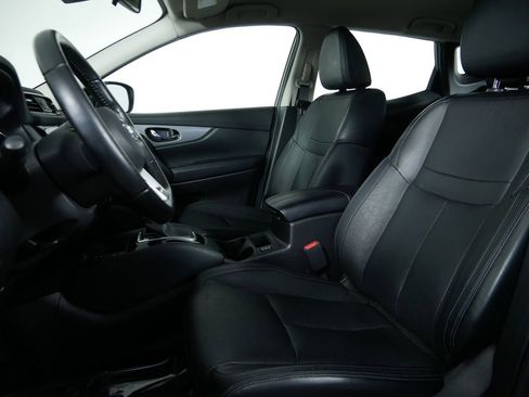 Used 2020 Nissan Rogue Sport SL image 15