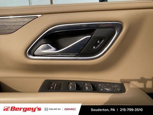 Used 2023 Chevrolet Tahoe Premier image 25