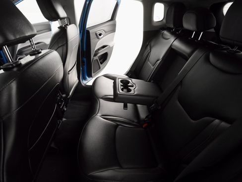 Certified 2022 Jeep Compass Latitude image 15