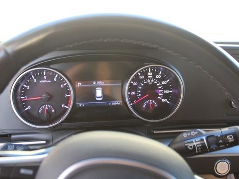 Used 2022 Kia Carnival LX w/ Paint Protection Package image 22