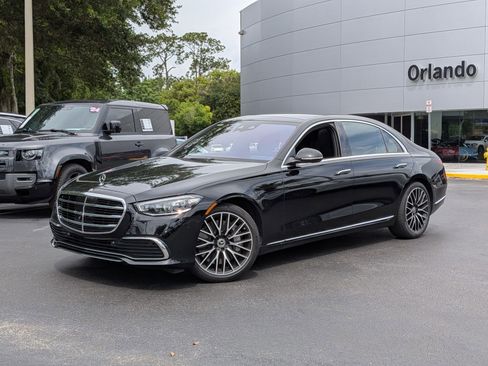 Used 2024 Mercedes-Benz S 500 4MATIC image 1