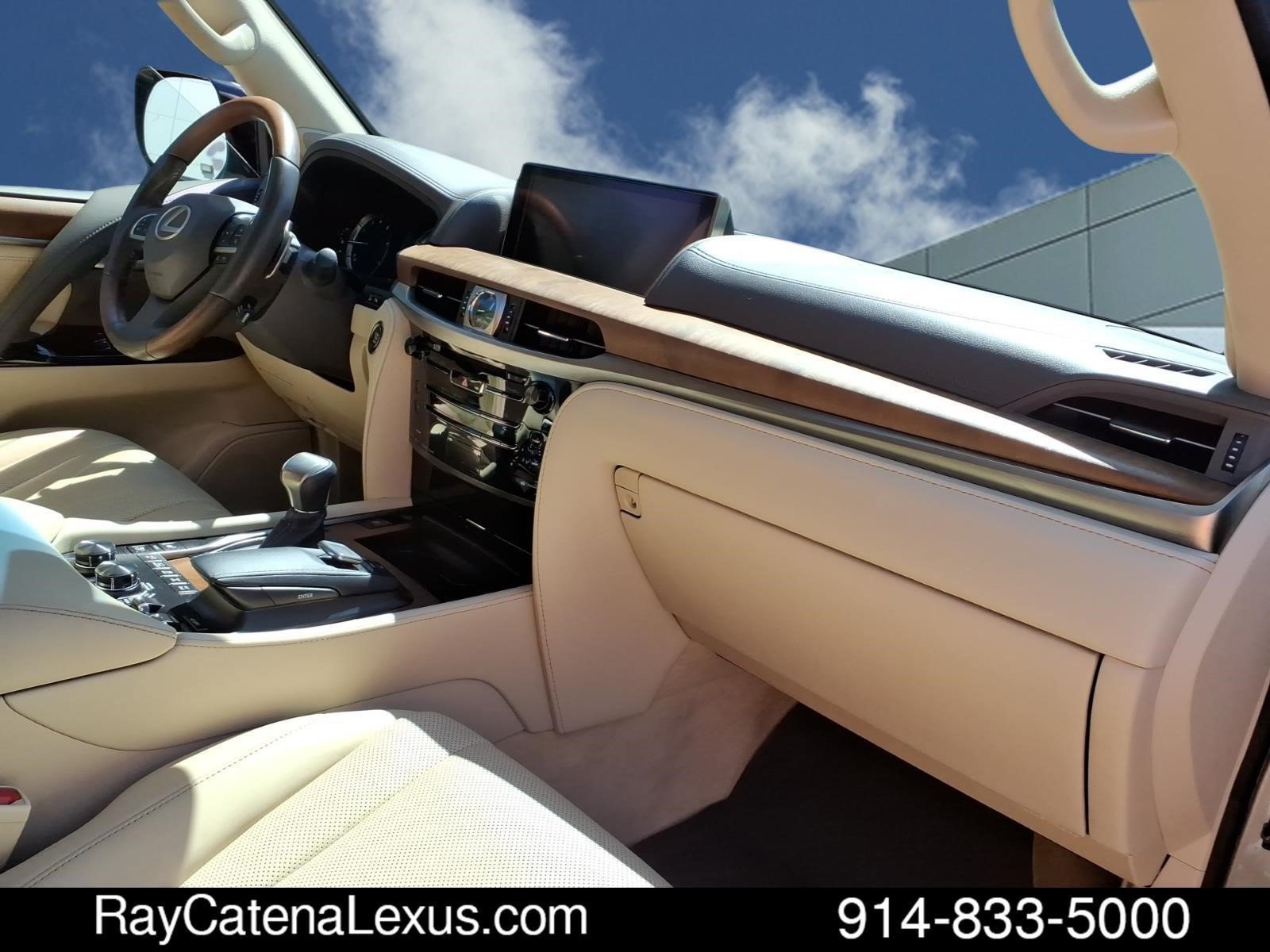 Certified 2021 Lexus LX 570 4WD w/ Luxury Package image 20
