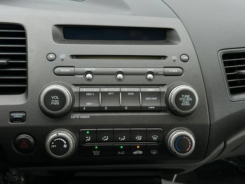 Used 2011 Honda Civic LX image 23