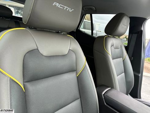 Certified 2025 Chevrolet Trax ACTIV w/ Driver Confidence Package FWD image 32