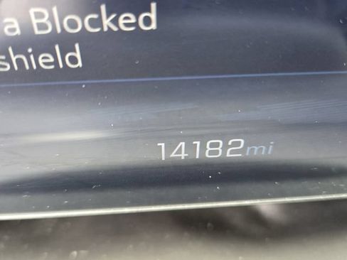 Used 2025 Chevrolet Equinox LT w/ Safety and Technology Package FWD image 26