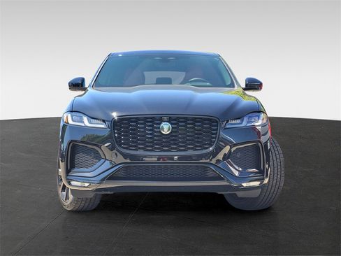 New 2026 Jaguar F-PACE R-Dynamic S image 2