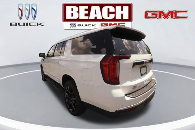 Used 2024 GMC Yukon XL SLT w/ SLT Premium Package AWD/4WD image 5