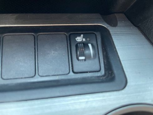 Used 2012 Toyota Camry SE image 24