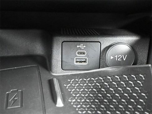 Used 2024 Ford Bronco Sport Outer Banks w/ Tech Package image 16