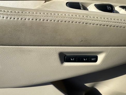 Used 2015 Nissan Murano SL w/ SL Technology Package AWD/4WD image 16