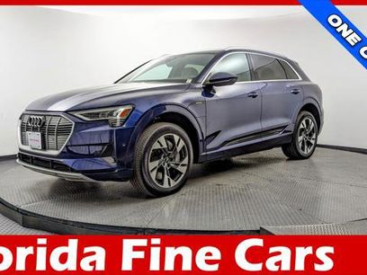 Used 2022 Audi e-tron Premium Plus w/ Premium Plus Package