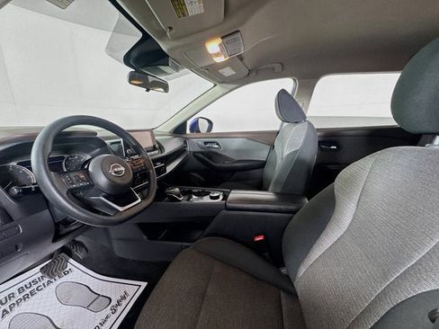 Certified 2023 Nissan Rogue SV image 16