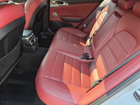 Used 2019 Kia Stinger GT2 AWD/4WD image 29