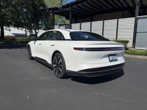 Used 2025 Lucid Air Touring AWD/4WD image 11