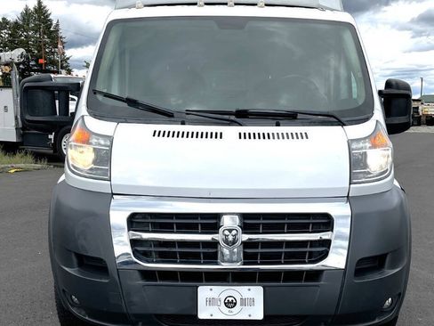 Used 2017 RAM ProMaster 3500 w/ Premium Appearance Group FWD image 2