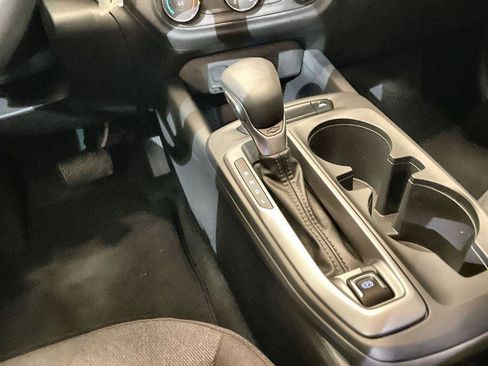 Used 2024 Chevrolet Trax LS image 15