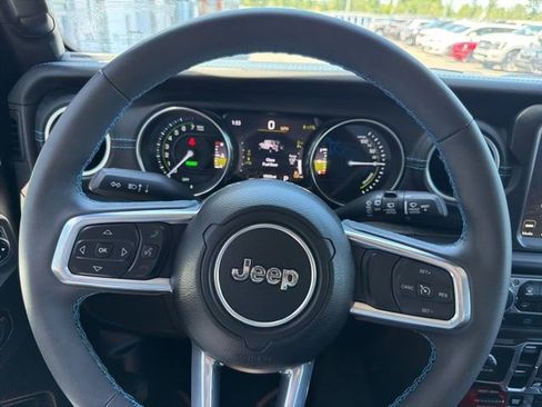 Used 2023 Jeep Wrangler Unlimited Rubicon 4xe w/ Cold Weather Group AWD/4WD image 24