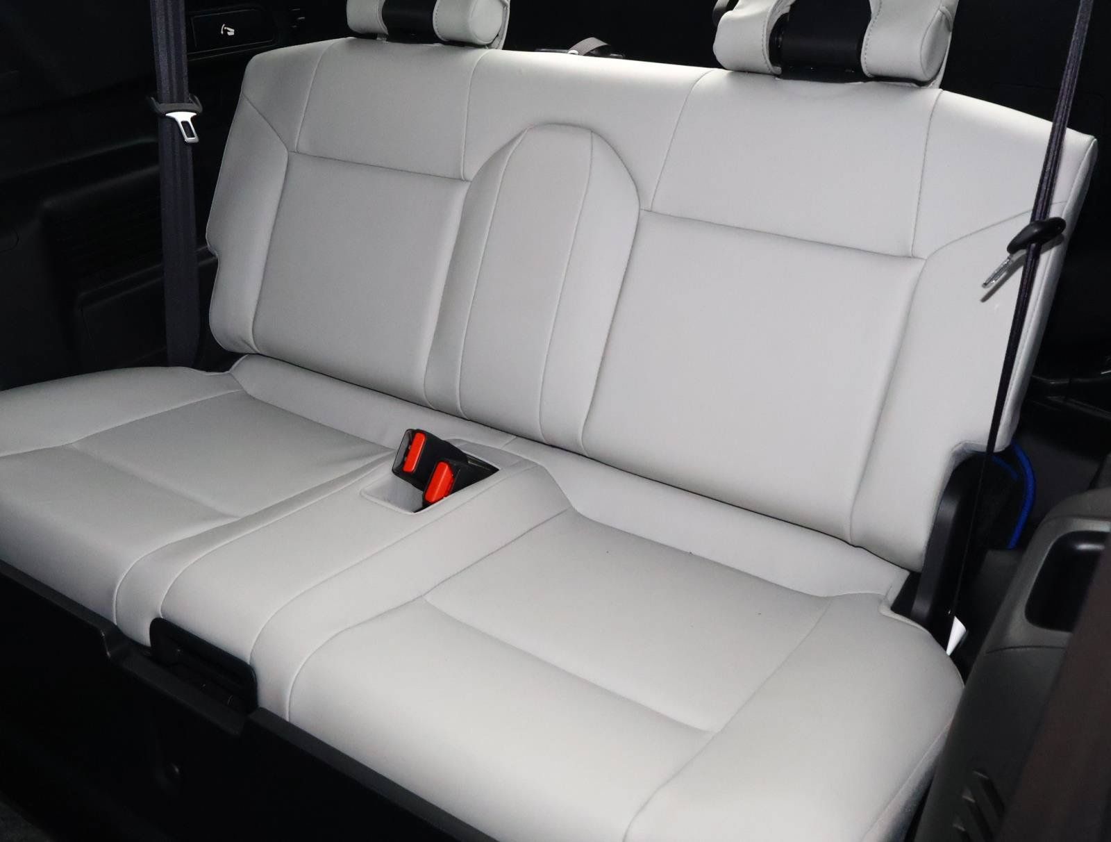 Used 2025 Mitsubishi Outlander SEL AWD/4WD image 22