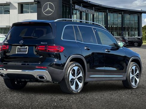 New 2026 Mercedes-Benz GLB 250 4MATIC image 4
