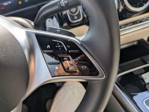 Used 2025 Mercedes-Benz GLA 250 4MATIC image 22