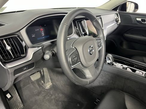 Used 2025 Volvo S60 B5 Core image 20