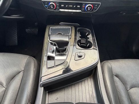 Used 2017 Audi Q7 2.0T Premium Plus w/ Premium Plus Package image 43