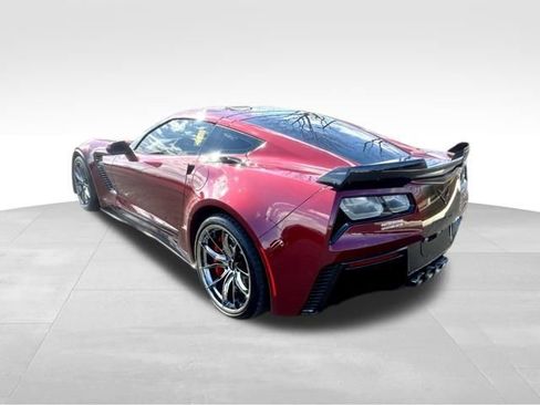 Used 2017 Chevrolet Corvette Z06 w/ Z07 Performance Package image 3