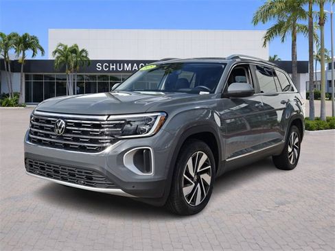 Certified 2025 Volkswagen Atlas SEL image 3