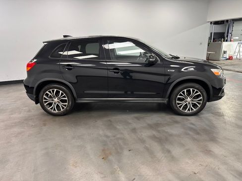 Used 2019 Mitsubishi Outlander Sport ES FWD image 7