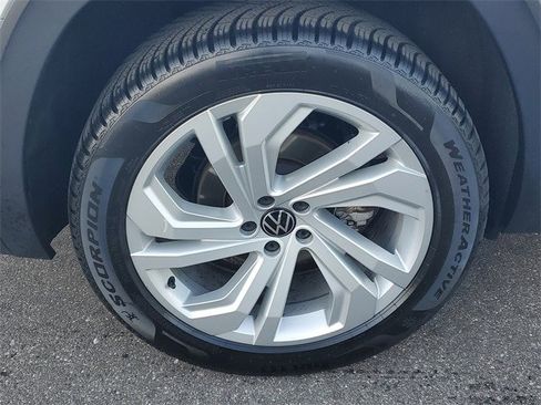 Used 2022 Volkswagen Atlas SE image 5