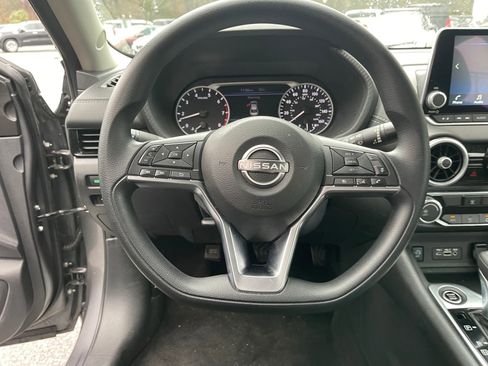 Used 2024 Nissan Sentra SV image 16