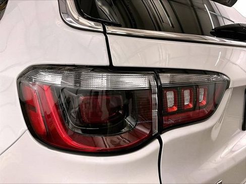 Used 2022 Jeep Compass Latitude AWD/4WD image 28