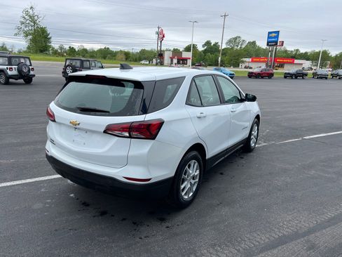 Used 2024 Chevrolet Equinox LS FWD image 5