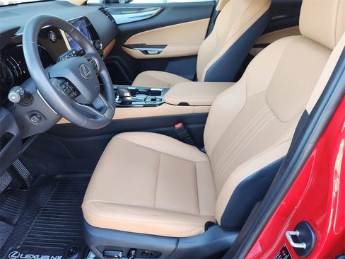 Used 2024 Lexus NX 250 FWD w/ Premium Package image 13