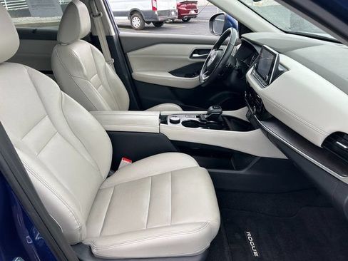Used 2021 Nissan Rogue SL AWD/4WD image 38