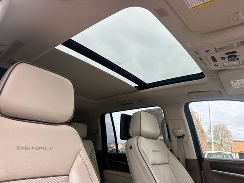Used 2021 GMC Yukon XL Denali w/ Denali Ultimate Package image 20