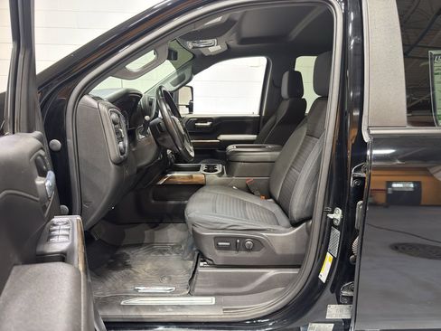 Used 2021 Chevrolet Silverado 2500 LT w/ All Star Edition image 17