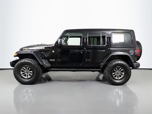 Used 2024 Jeep Wrangler Unlimited Rubicon 392 image 4