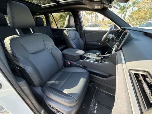 Certified 2026 Lexus TX 350 AWD w/ Technology Package image 27