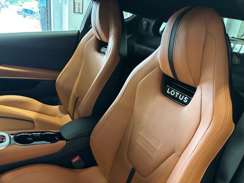 Used 2025 Lotus Emira V6 image 12