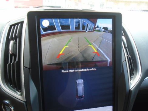 Used 2022 Ford Edge SEL w/ Class II Trailer Tow Package AWD/4WD image 19