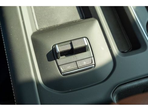 New 2026 GMC Sierra 2500 Denali Ultimate AWD/4WD image 27