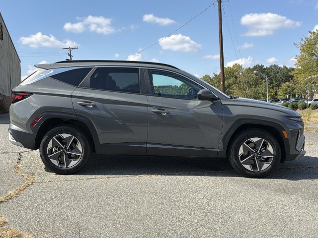 Certified 2025 Hyundai Tucson SEL AWD/4WD image 14