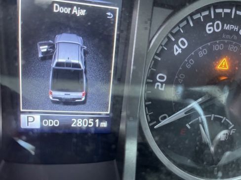 Used 2023 Toyota Tacoma SR5 w/ Black Out Package (TMS) image 14