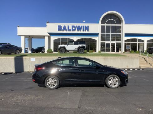 Used 2019 Hyundai Elantra Value Edition FWD image 8