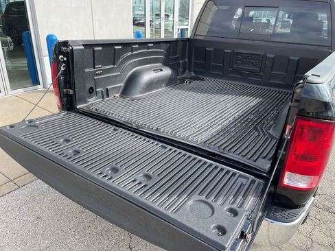 Used 2019 RAM 1500 Big Horn AWD/4WD image 14